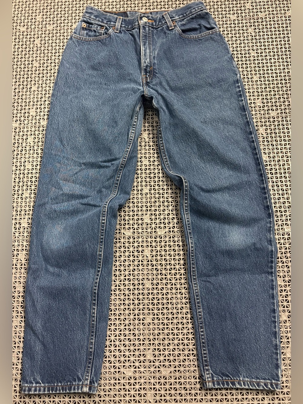 Vintage Levi's 550 Straight Leg Relaxed Fit Blue Jeans - Y2K